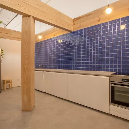 Large Families And Groups Riverside Pavilion Apartment *